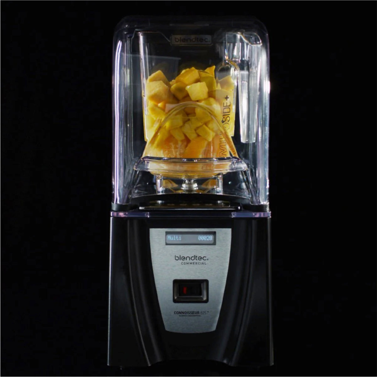 Blendtec Connoisseur 825 Commercial Blender With 2 FourSide Jars