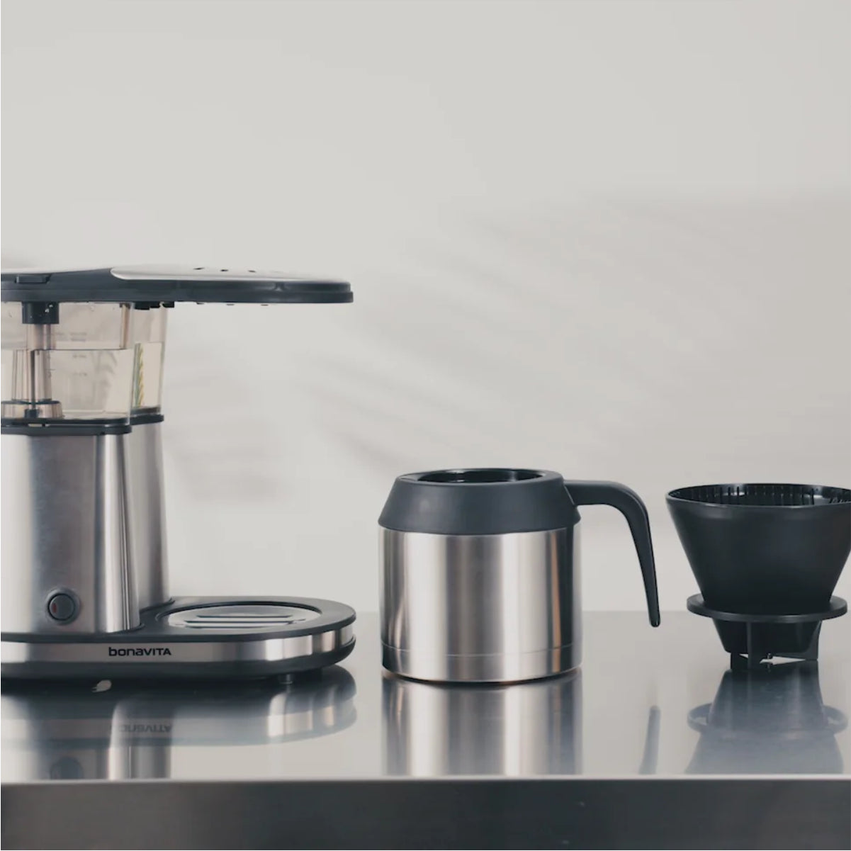 Bonavita 5-Cup Coffee Maker with Thermal Carafe BV1500TS (Stainless Steel)