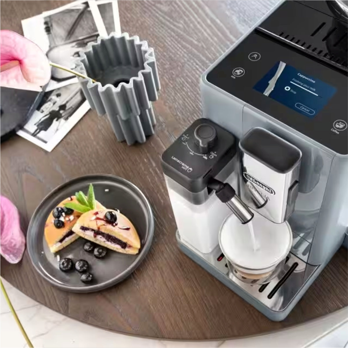 De'Longhi Rivelia Super Automatic Espresso Machine with Removable Bean Hopper And Latte Crema (EXAM44055G - Pebble Grey)