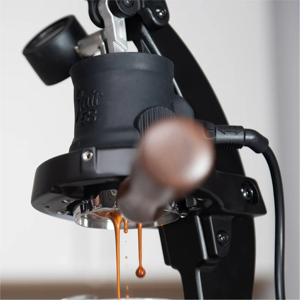 FLAIR 58 Plus Espresso Maker (120V)