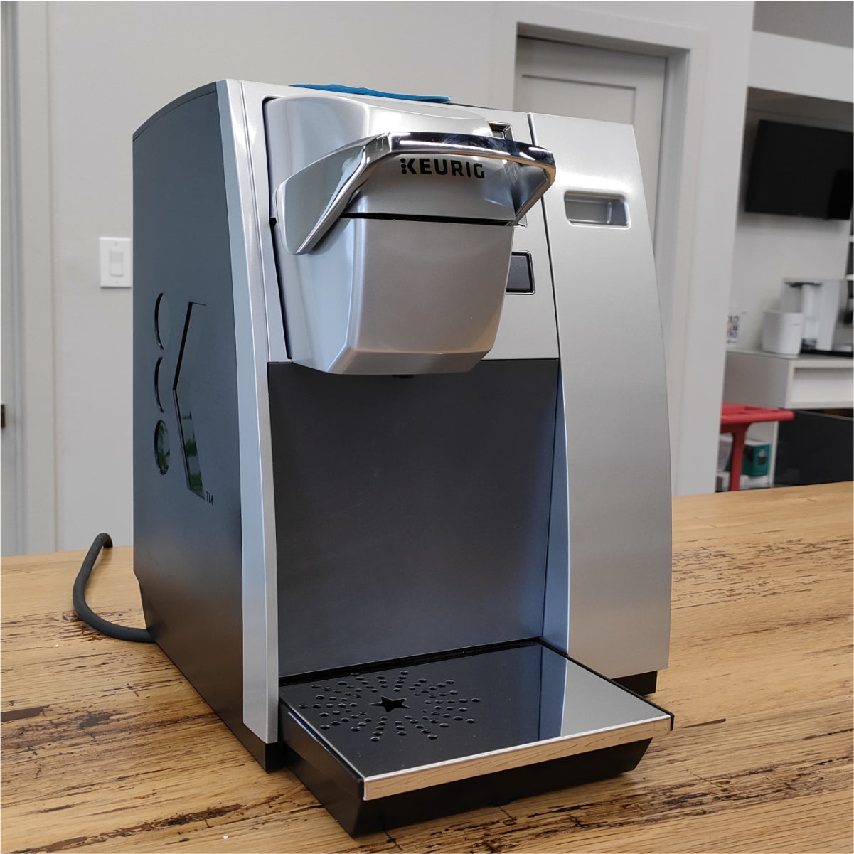 Keurig K155 OfficePro Commercial K-Cup® Pod Coffee Brewing System (Refurbished)