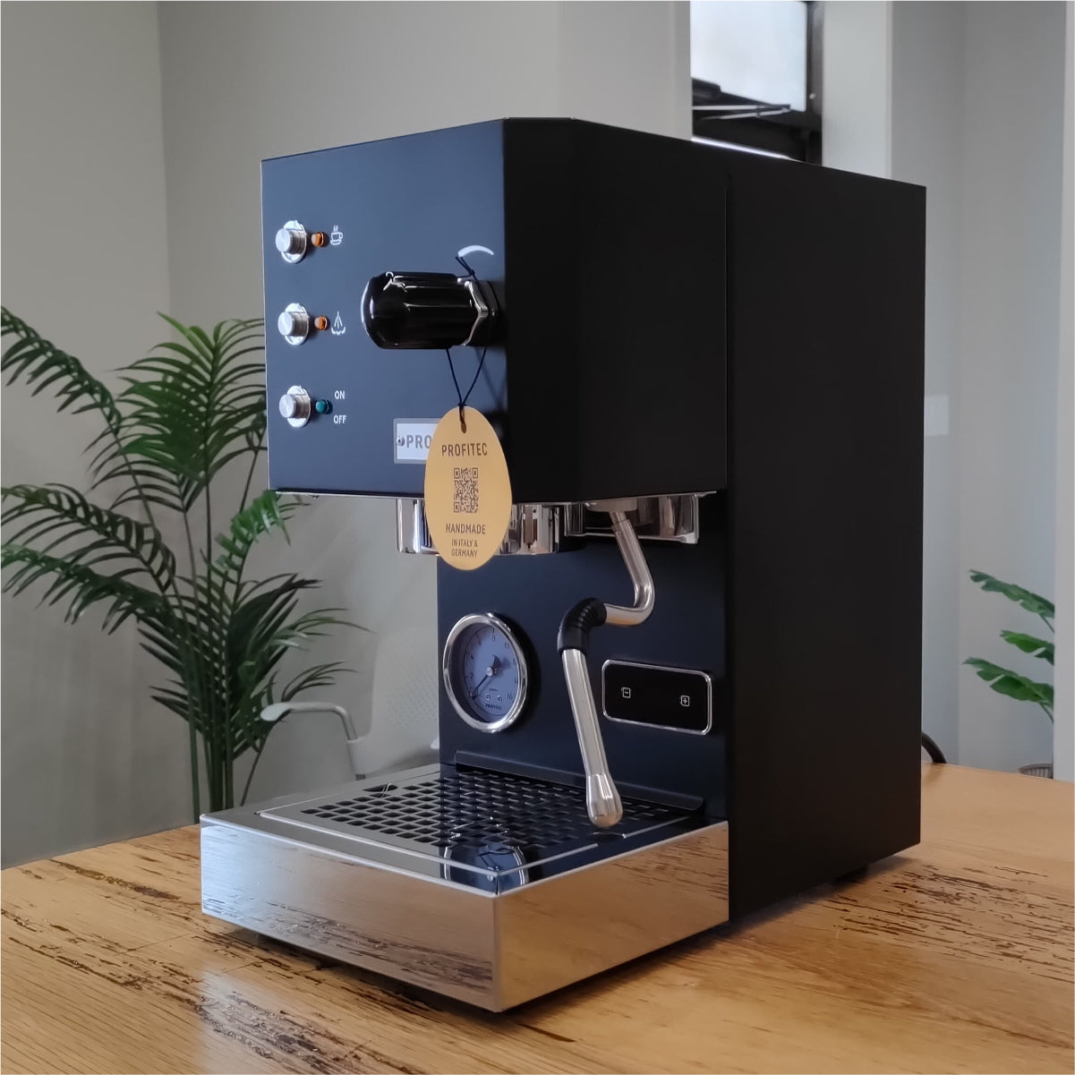 Profitec Go Espresso Machine (OpenBox #5443 Black)