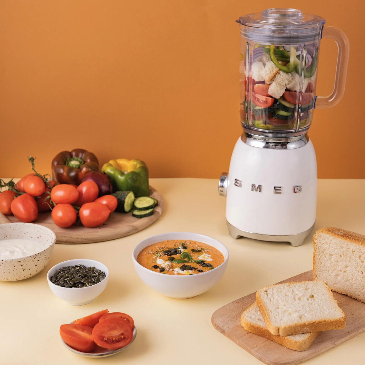 Smeg Retro-Style Glass Blender BLF03WHUS (White)