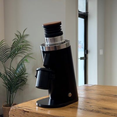 DF64 Gen 2 Single Dose Coffee Grinder Black with Red Titanium Burrs (Open Box-Demo Unit)