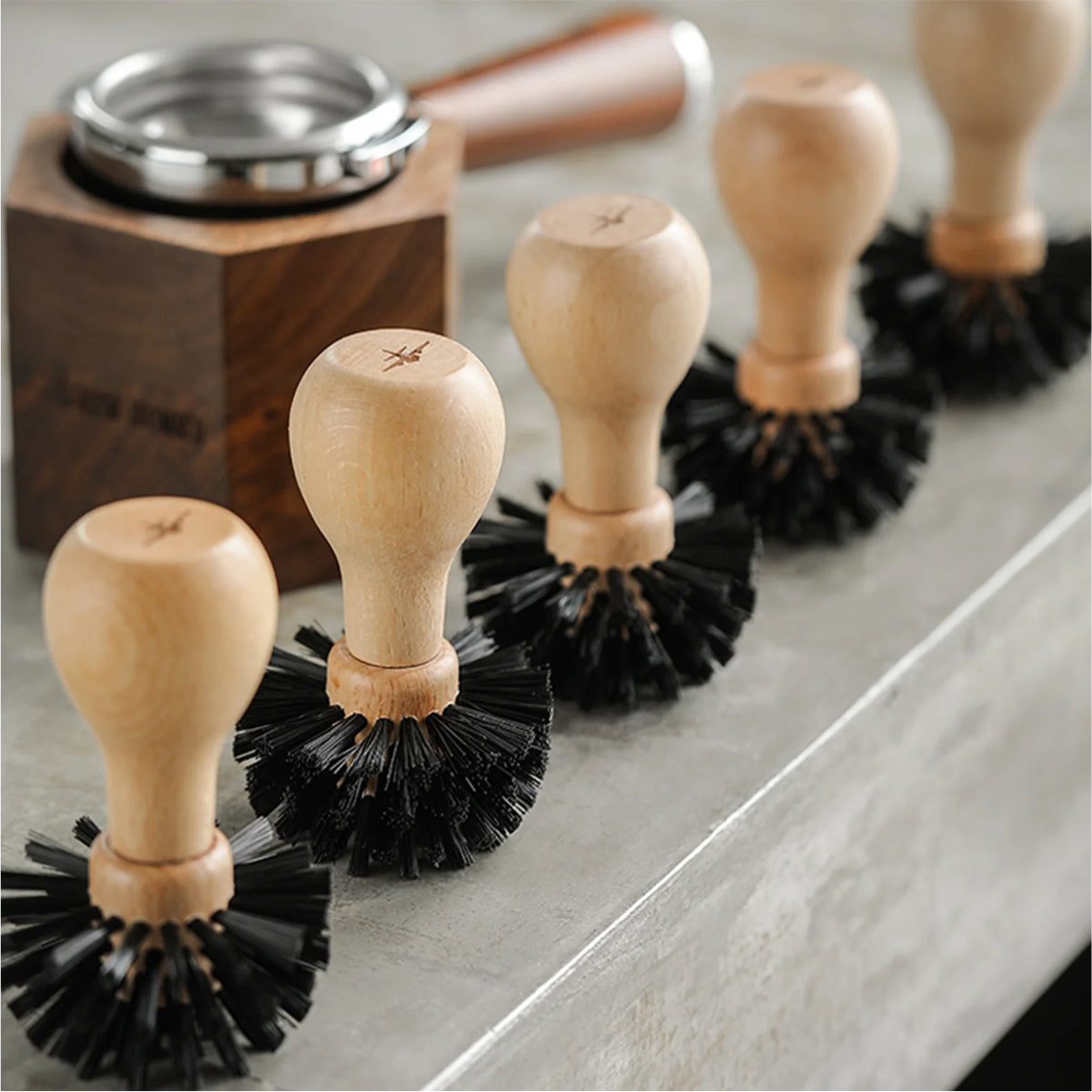 MHW-3BOMBER Portafilter Cleaning Brush