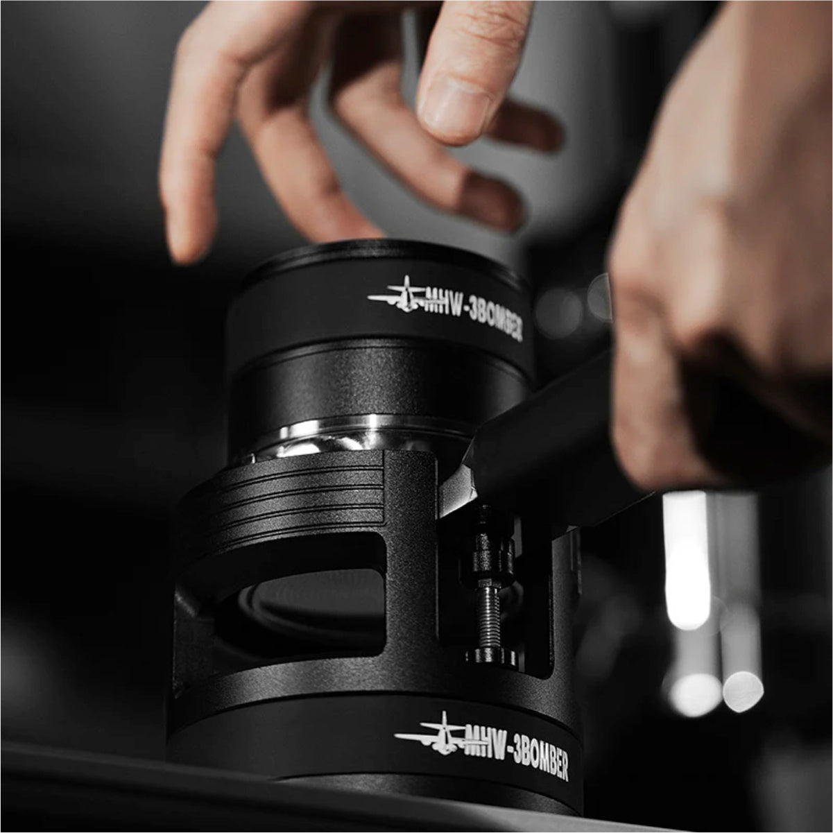 MHW-3BOMBER Yu Series Portafilter Holder