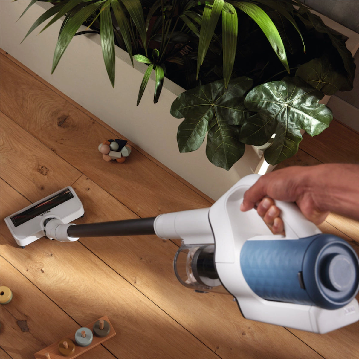 Miele Duoflex HX1 Cordless Bagless Stick Vacuum Cleaner 41QLL031USA (Brilliant White / Nordic Blue)