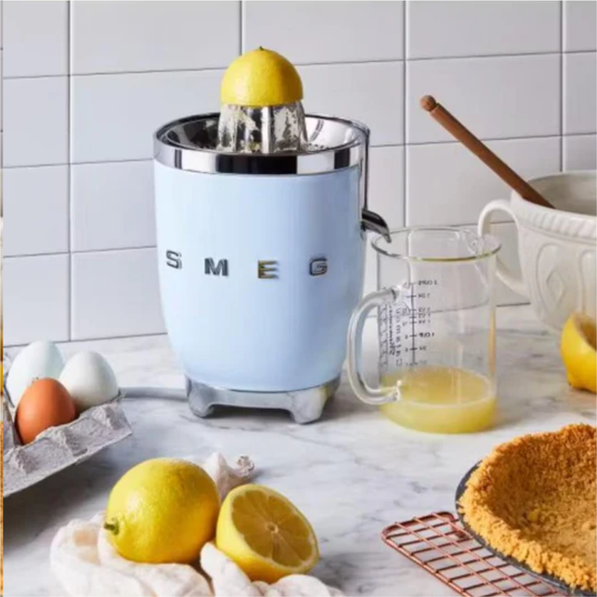 Smeg Retro-Style Citrus Juicer CJF11PBUS (Pastel Blue)