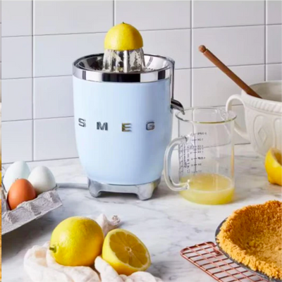 Smeg Retro-Style Citrus Juicer CJF11PBUS (Pastel Blue)