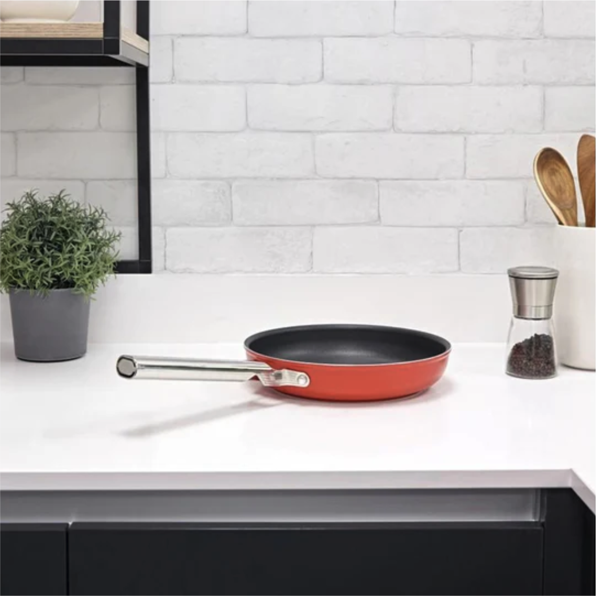 Smeg 26cm Non-Stick Frying Pan CKFF2601RDM (Red)