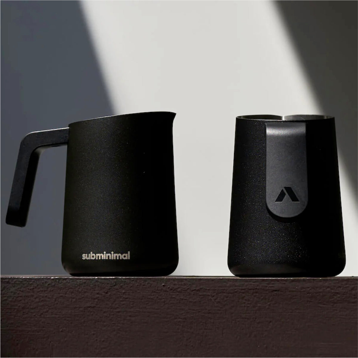 Subminimal Flowtip Milk Jug (Black)