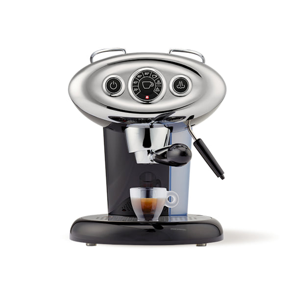illyx7.1-Black_3The-Kitchen-