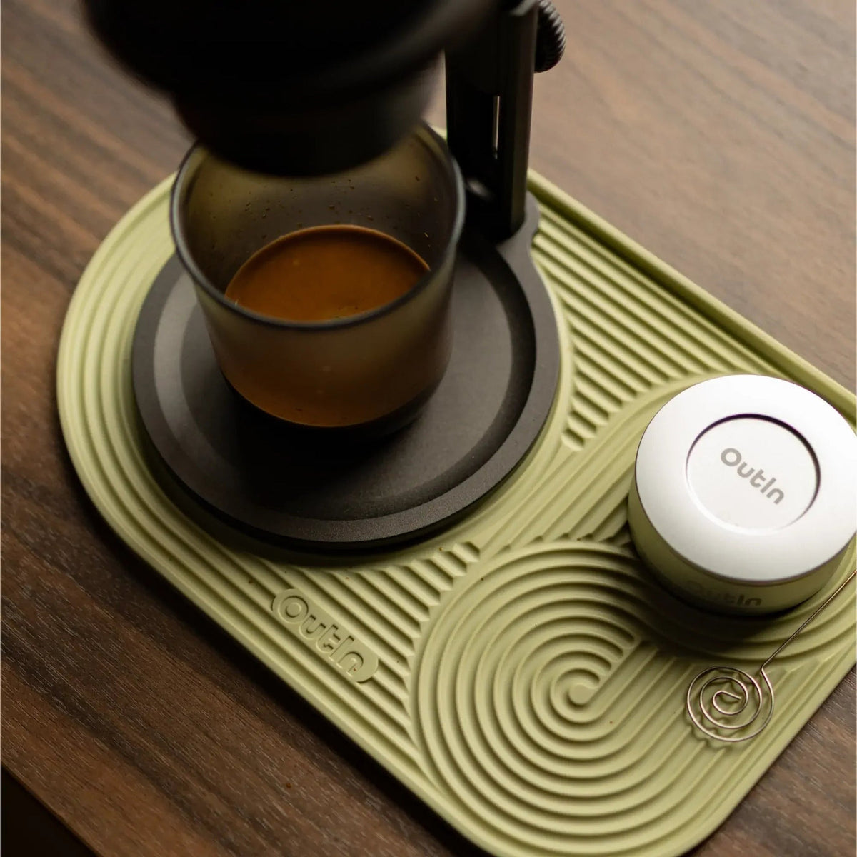 OutIn Silicone Coffee Mat, in use during a pour